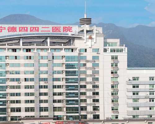 北京代怀试管中心_十一岁男孩睾丸痛是怎么了