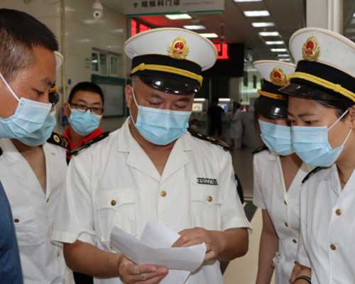 北京哪找代孕_滴虫性阴道炎的症状在阴道的表现很多