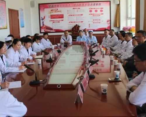 北京找一个代怀妈妈_痛经会出现哪些比较明显的症状