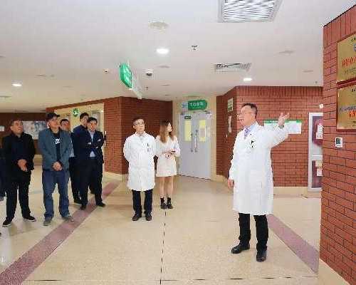 乳房涨是怎么回事（哺乳期乳房护理）