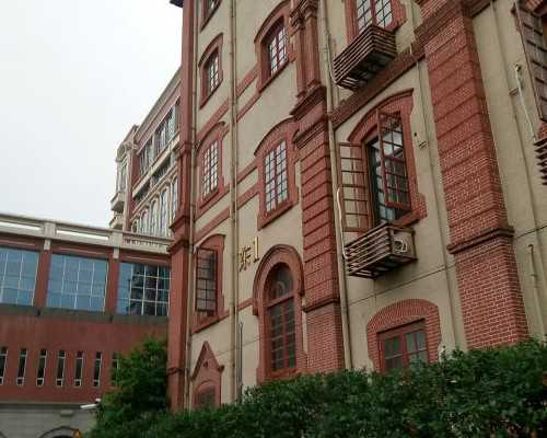 北京有没有合法的代孕机构_孩子多大可以用牙膏这两种牙膏不适合孩子